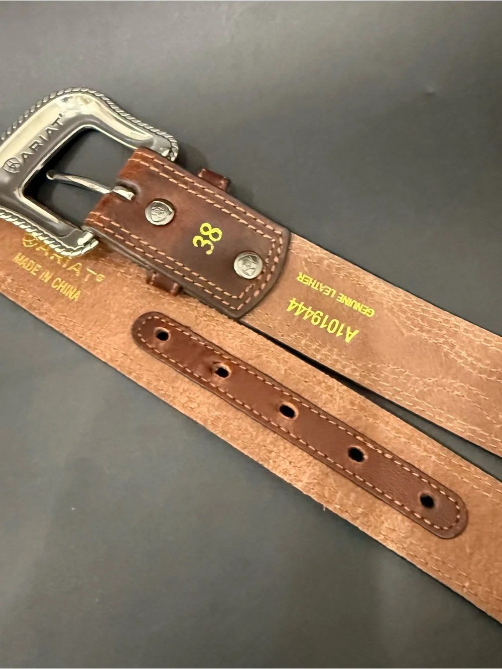 ARIAT Brown Leather Silver Ornate Buckle Rodeo Cowboy Men’s Western Belt Size 38
